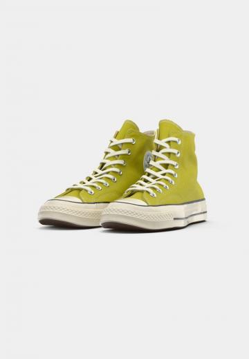 Высокие кеды