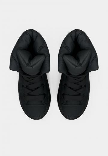 Зимние ботинки