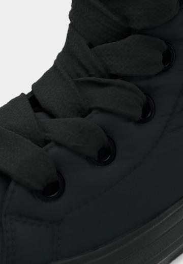 Зимние ботинки