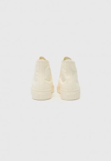 Гандбольные кроссовки