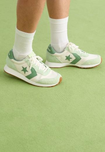 Гандбольные кроссовки