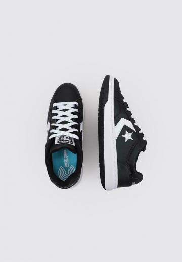 Гандбольные кроссовки