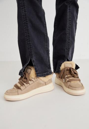 Гандбольные кроссовки