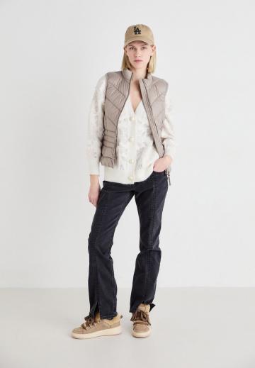 Гандбольные кроссовки