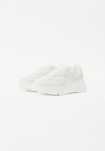 Гандбольные кроссовки