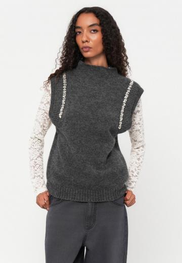 Пуловер без рукавов