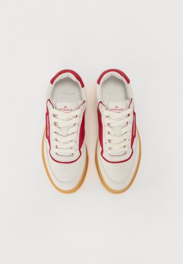 Гандбольные кроссовки