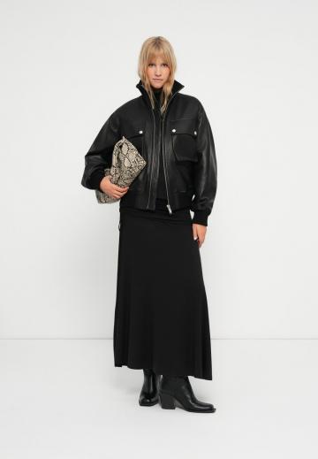 Кожаная куртка