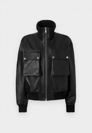 Кожаная куртка