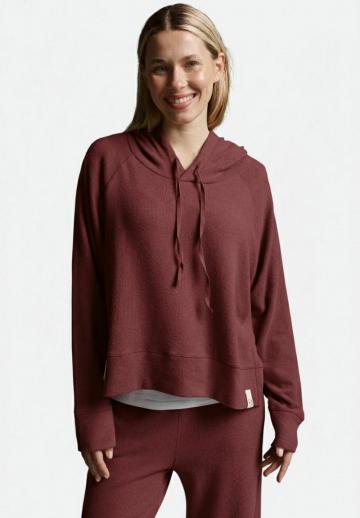 Пуловер с капюшоном