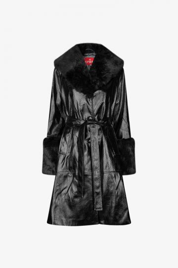 Пальто из искусственной кожи