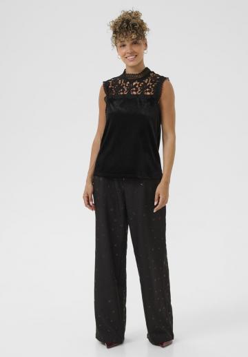 Кружевная блузка