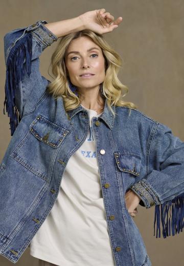 Джинсовая куртка