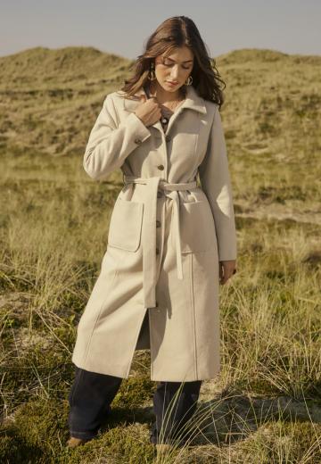 Шерстяное пальто