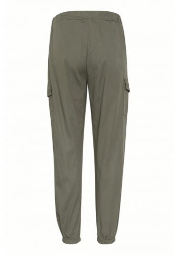 Брюки с накладными карманами