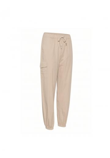 Брюки с накладными карманами