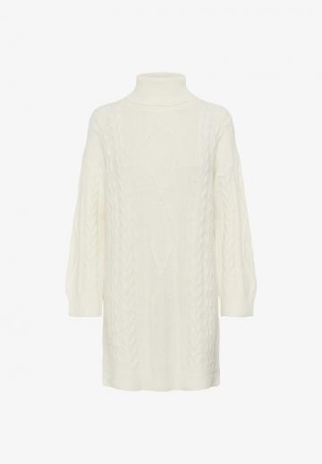 Вязаное платье