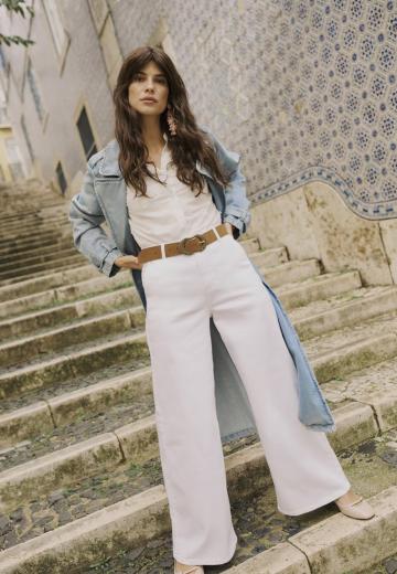 Клешеные джинсы