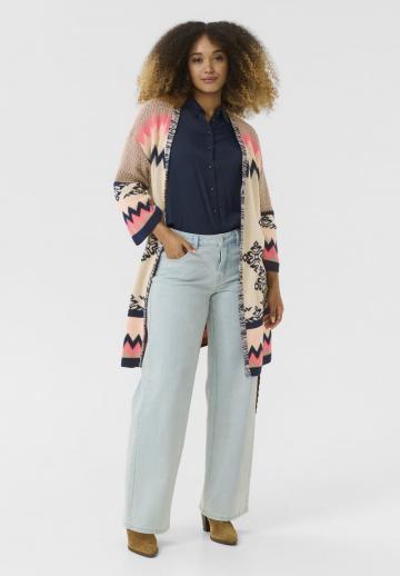 Жаккардовая вязаная кофта