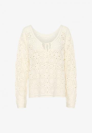 Вязаная кофта