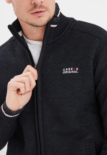 Вязаная кофта