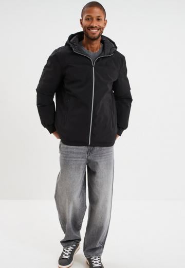 Зимняя куртка