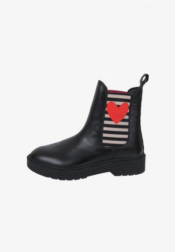 Ботинки челси