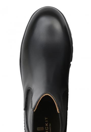 Сапожки на танкетке