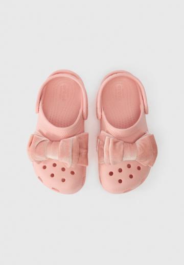 Детская обувь