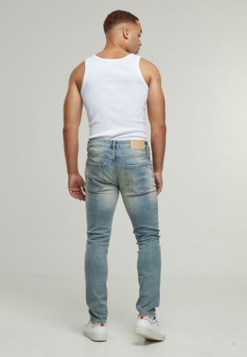 Узкие джинсы