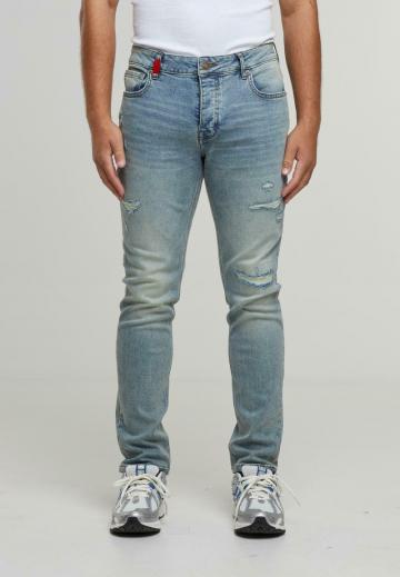 Узкие джинсы