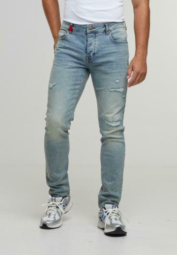 Узкие джинсы