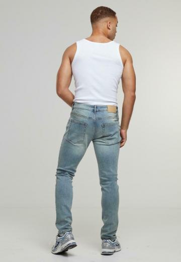 Узкие джинсы