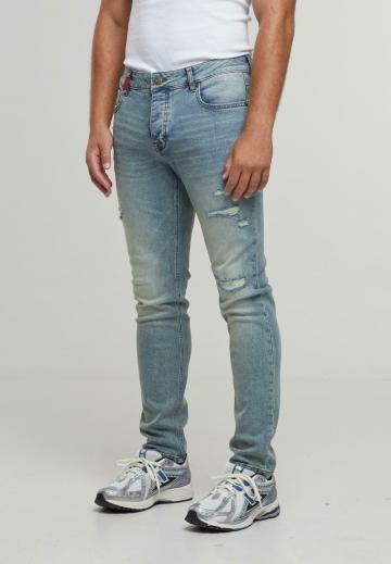 Узкие джинсы