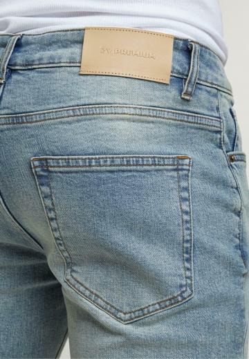 Узкие джинсы