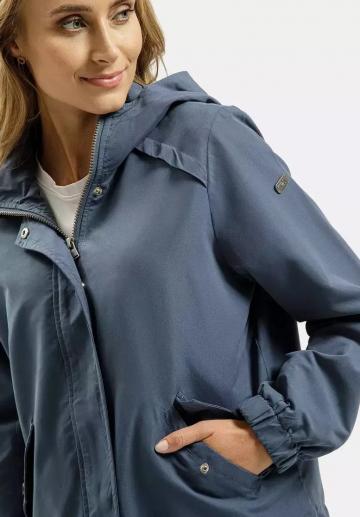 Куртка с накладнымит карманами