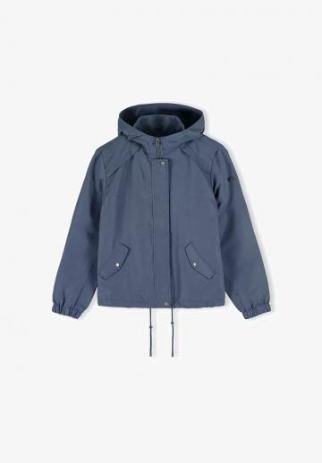 Куртка с накладнымит карманами