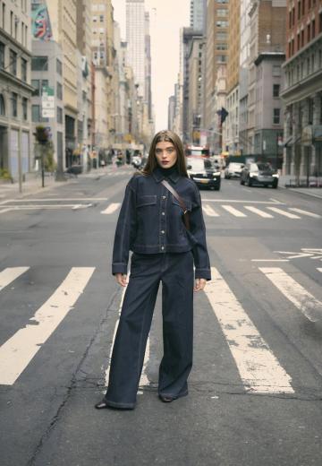 Джинсовая куртка