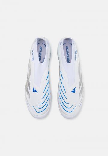 Футбольные бутсы