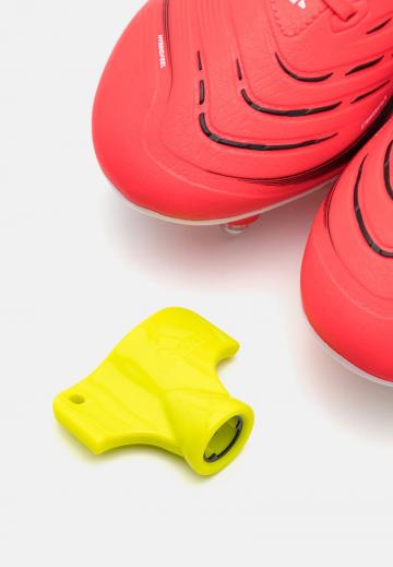 Футбольные бутсы