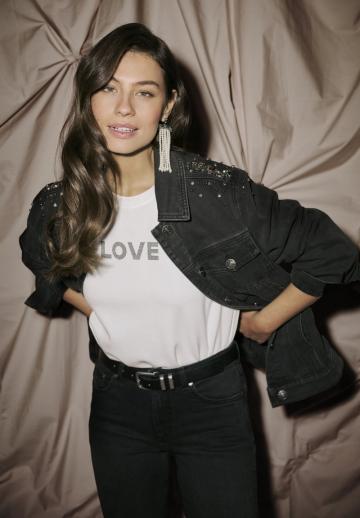 Джинсовая куртка