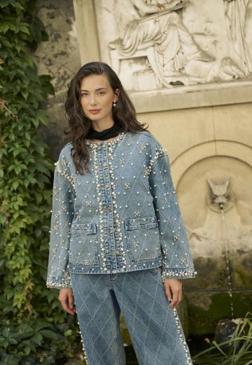 Джинсовая куртка