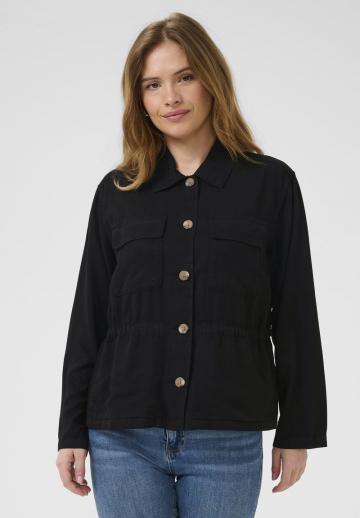 Куртка с накладнымит карманами