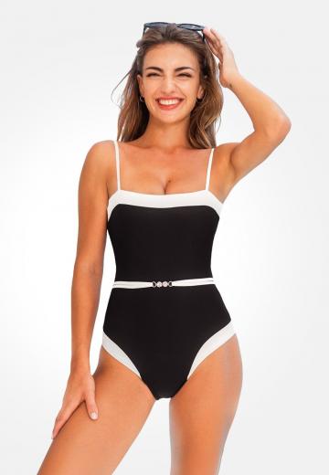 Слитный купальник