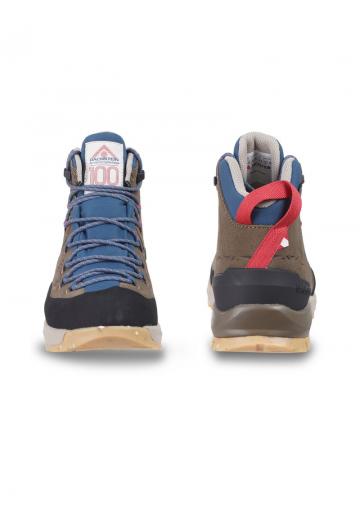 Походные ботинки