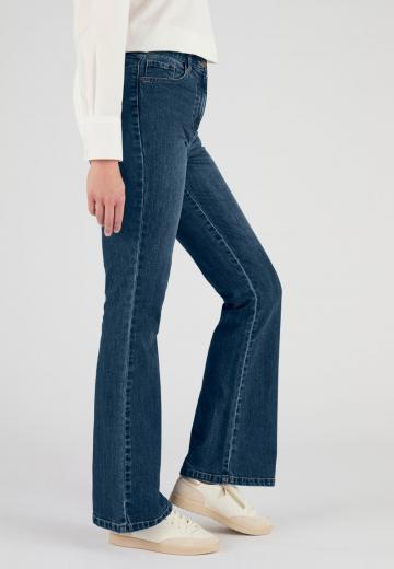 Клешеные джинсы
