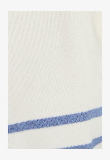 Пуловер в полоску