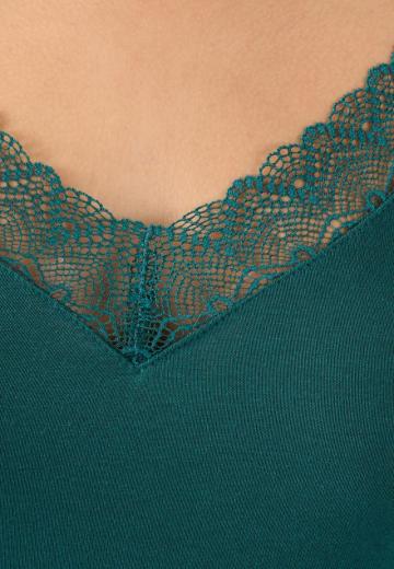 Топ на бретельках