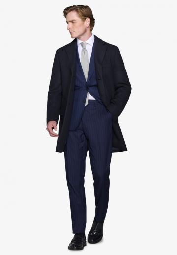 Короткое пальто