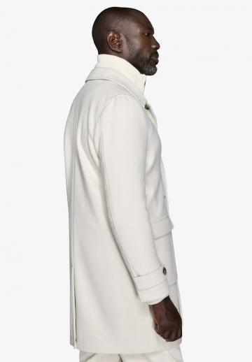 Короткое пальто